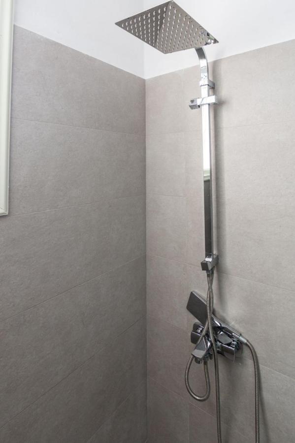 Areti'S Milos Guesthouses Adamantas  Zewnętrze zdjęcie