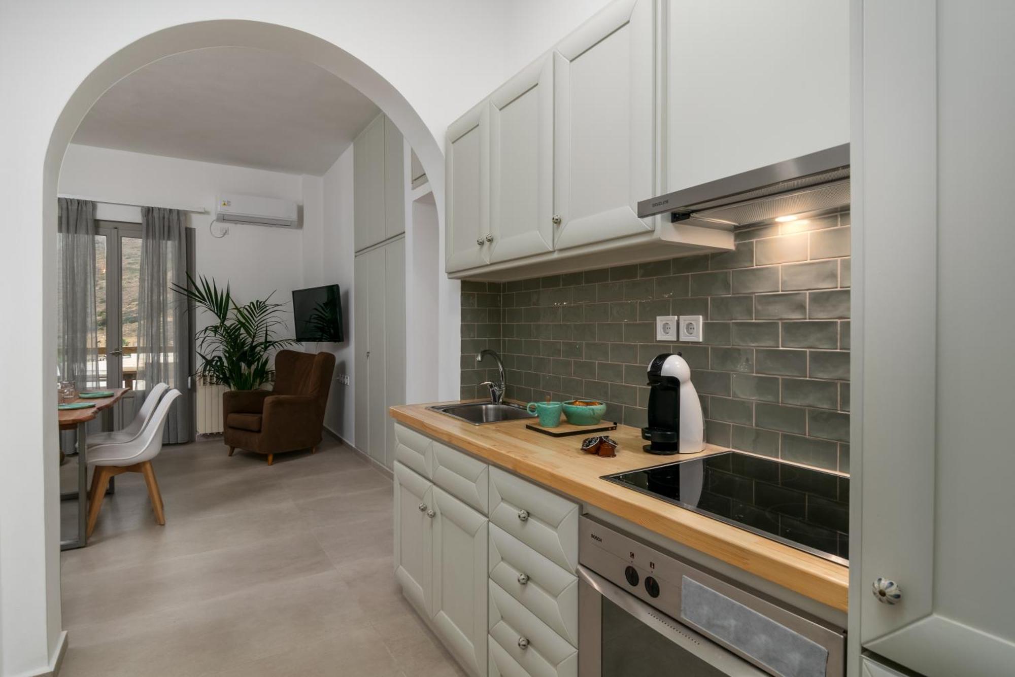 Areti'S Milos Guesthouses Adamantas  Zewnętrze zdjęcie