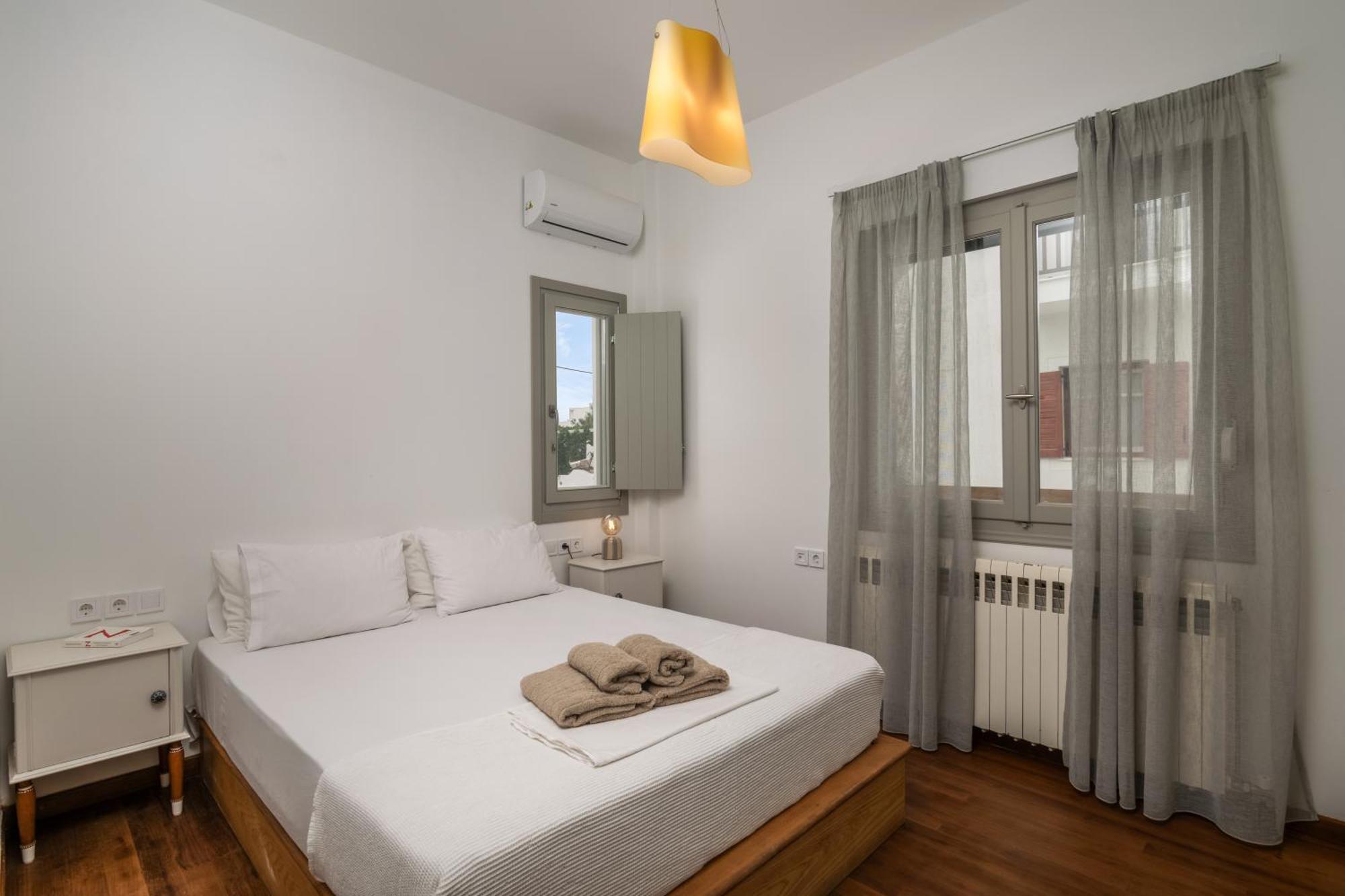 Areti'S Milos Guesthouses Adamantas  Zewnętrze zdjęcie